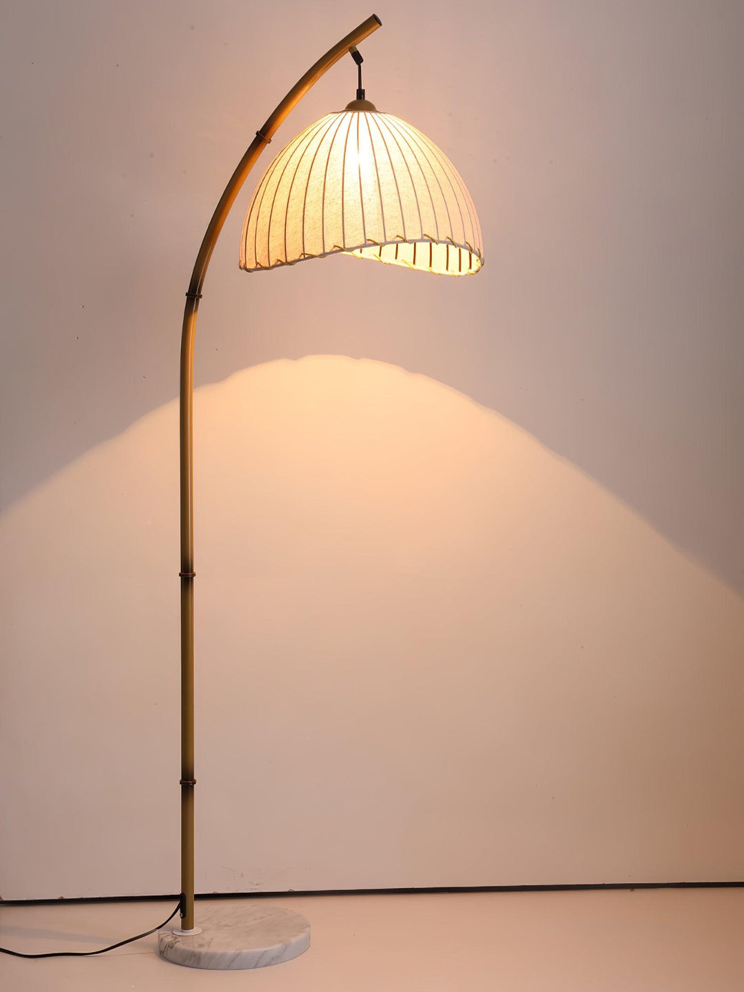 Sanna Floor Lamp - Vakkerlight