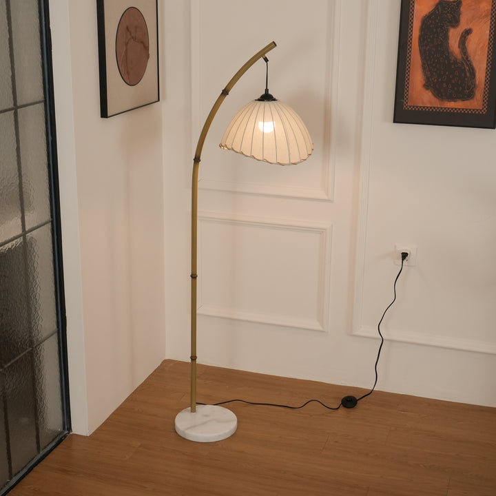 Sanna Floor Lamp