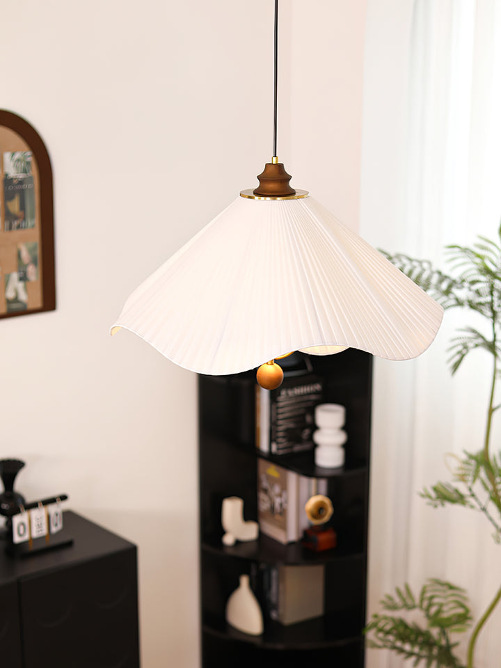 Scallop Edge Pendant Light - Vakkerlight