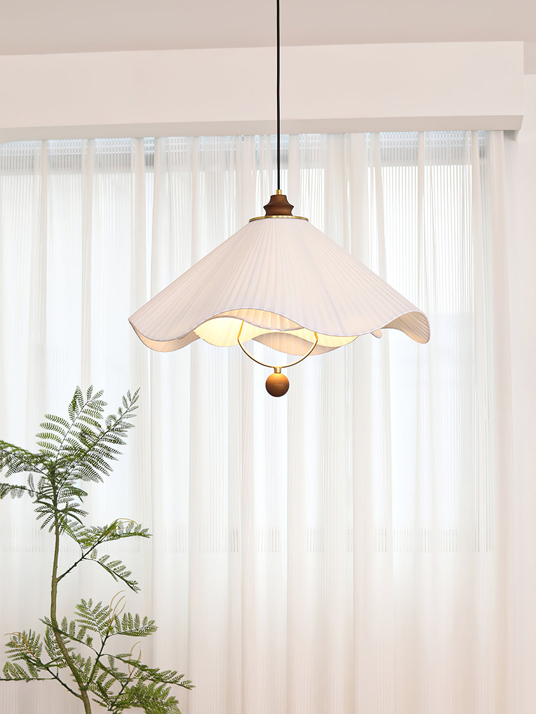 Scallop Edge Pendant Light - Vakkerlight