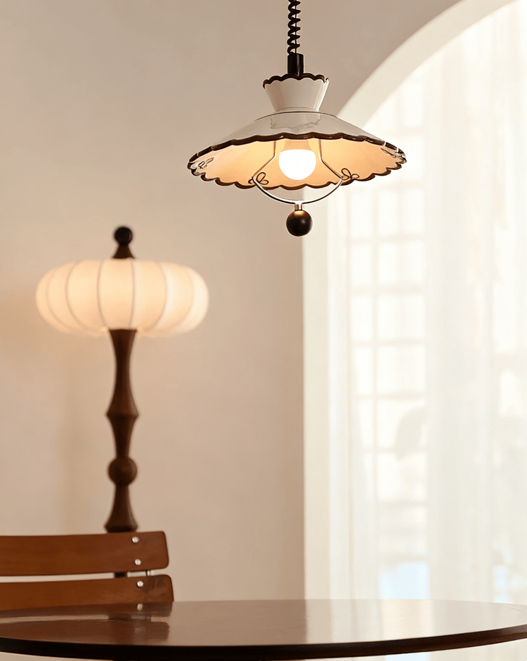 Scalloped Edge Pendant Lamp - Vakkerlight