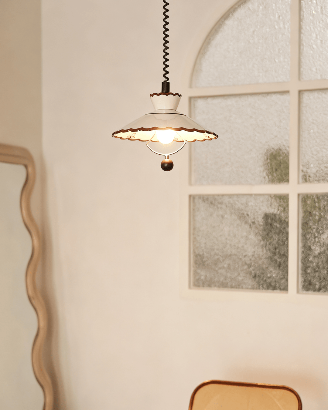 Scalloped Edge Pendant Lamp - Vakkerlight
