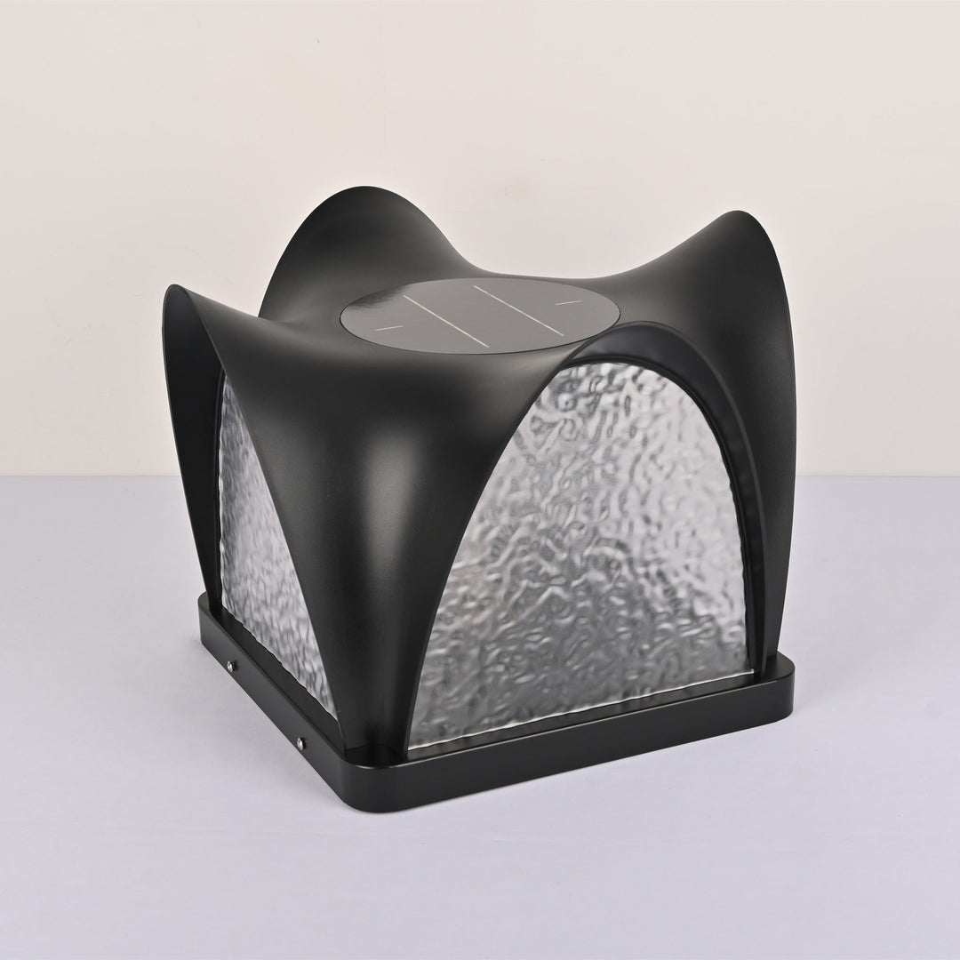 Sculptform Solar Outdoor Light - Vakkerlight