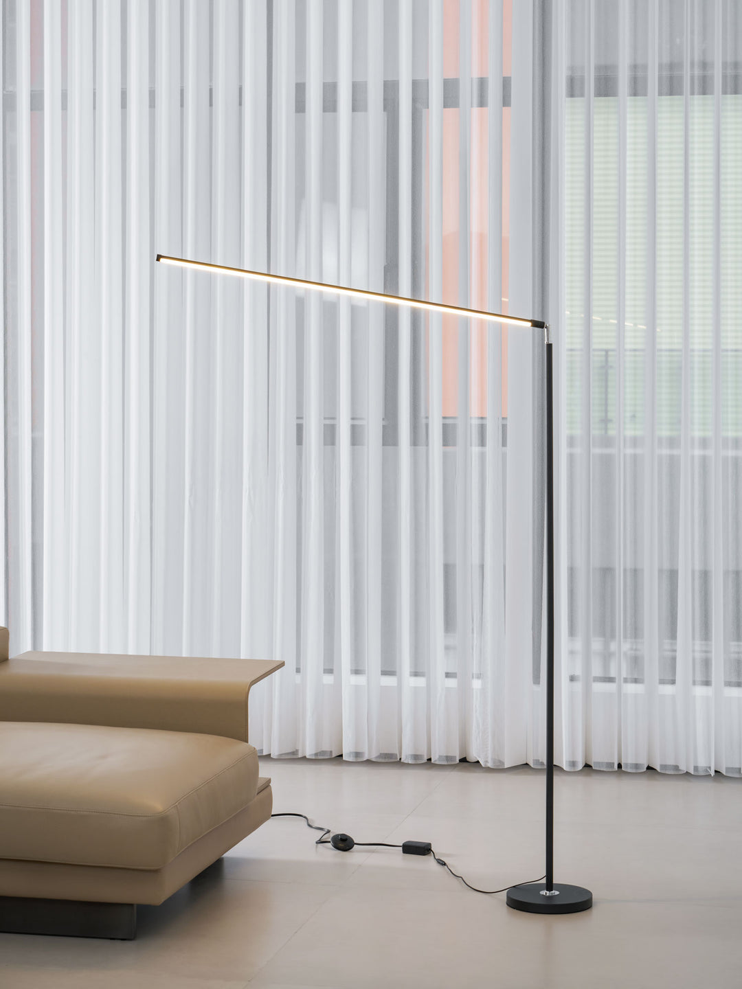 Selene Slim Floor Lamp - Vakkerlight