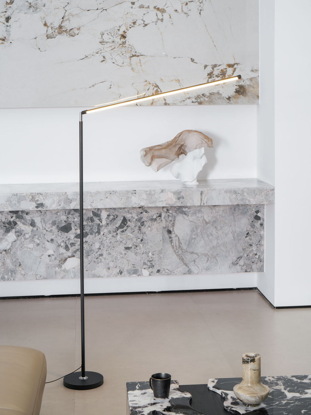 Selene Slim Floor Lamp - Vakkerlight