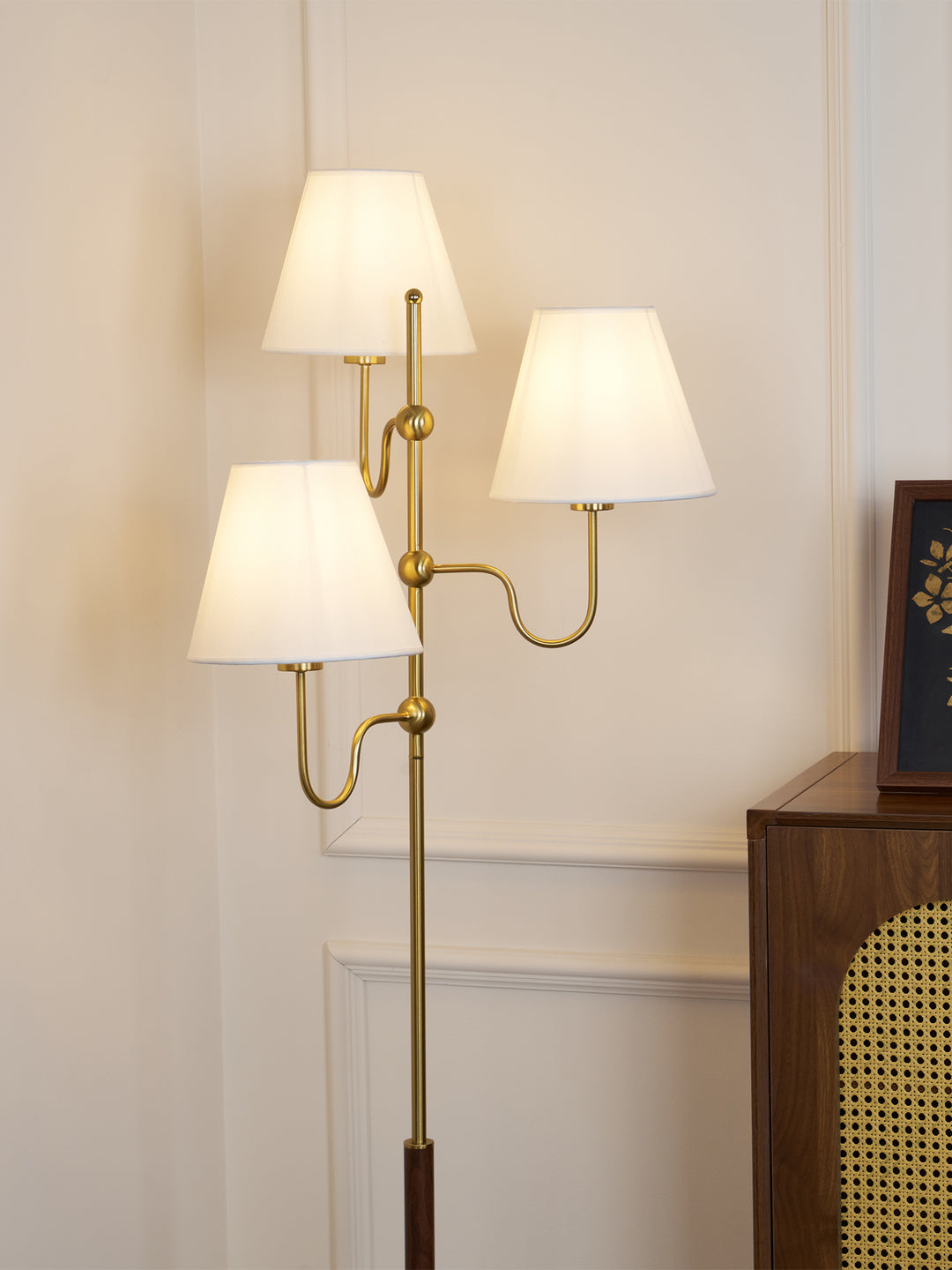 Serenade Floor Lamp - Vakkerlight