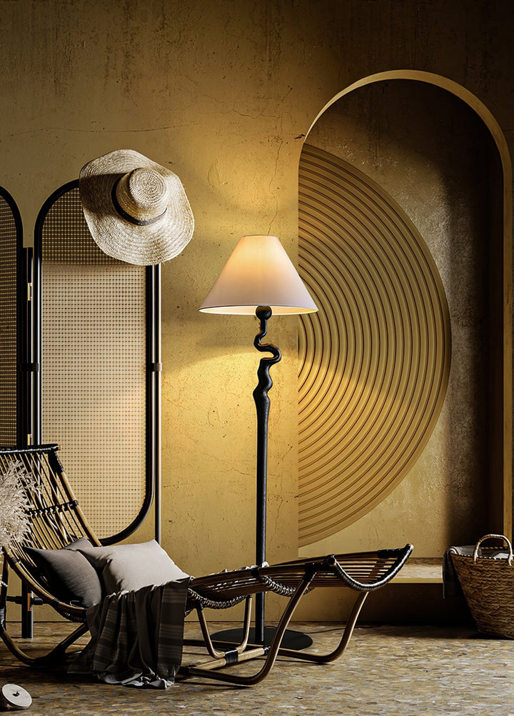 Serpentine Twist Floor Lamp - Vakkerlight