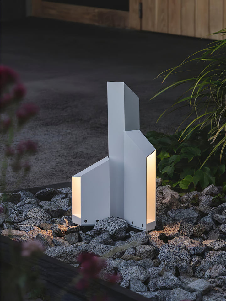Shadow Peak Outdoor Bollard Light - Vakkerlight
