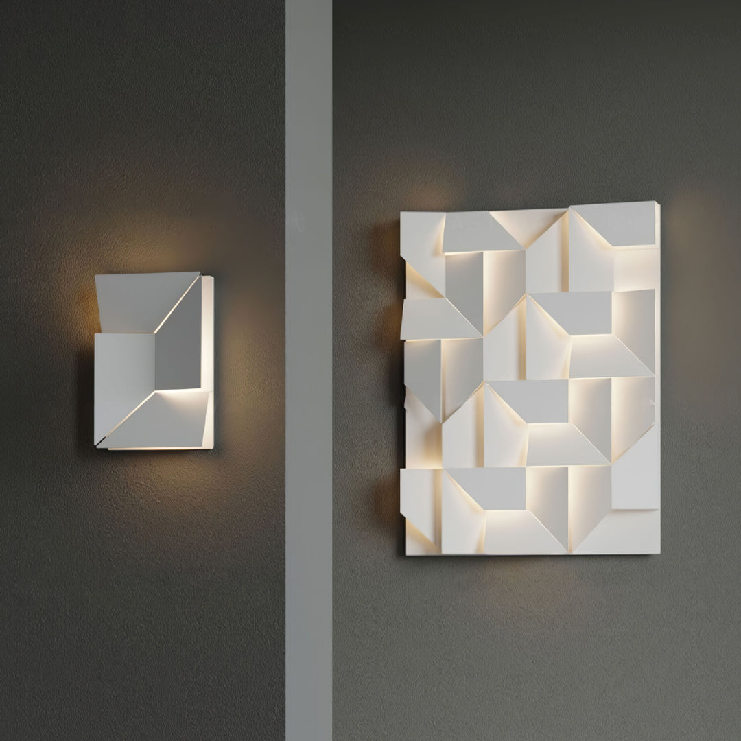 Schatten Grand Sconce