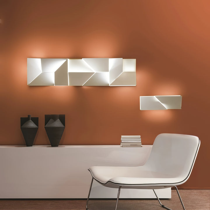 Schatten Grand Sconce