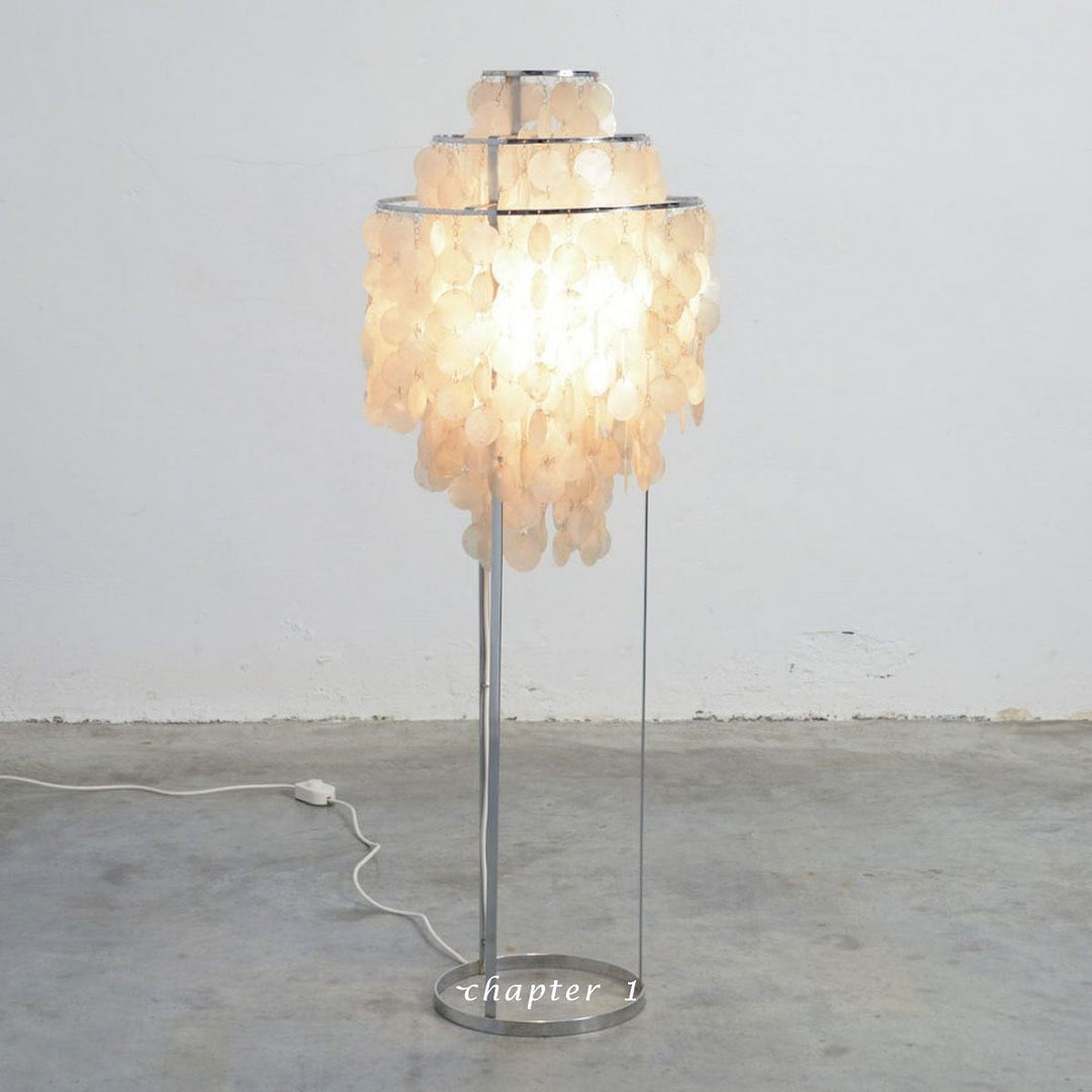 Shell Floor Lamp - Vakkerlight