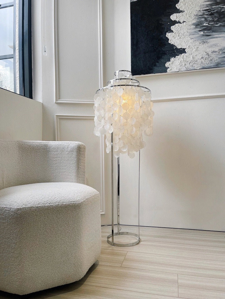 Shell Floor Lamp - Vakkerlight