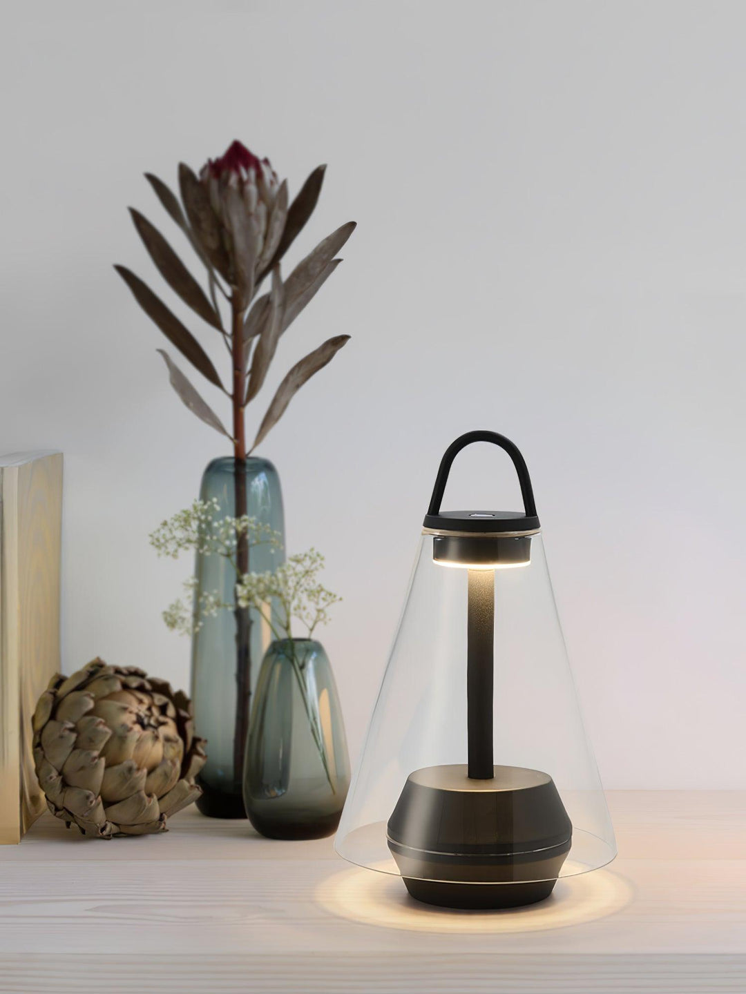 Shuttle Built-in Battery Table Lamp - Vakkerlight