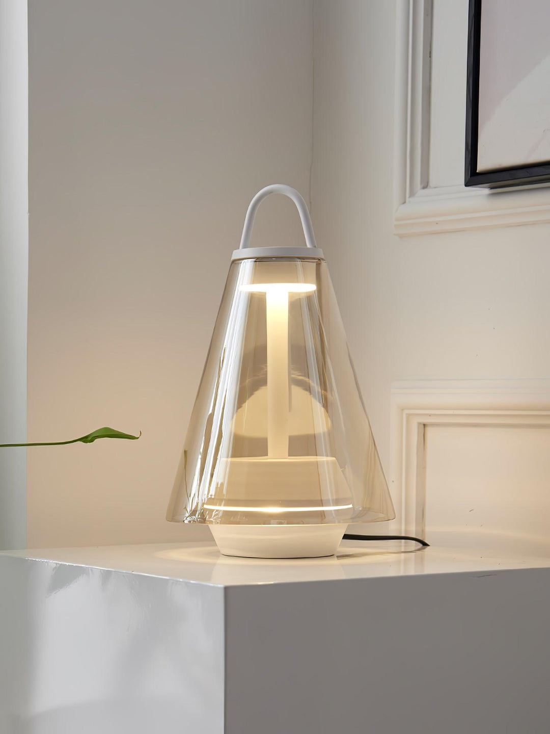 Shuttle Built-in Battery Table Lamp - Vakkerlight