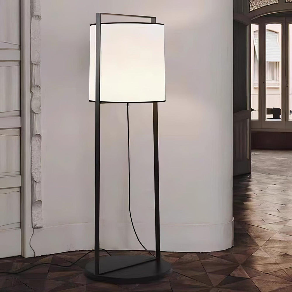 Silhouette Textile Floor Lamp - Vakkerlight