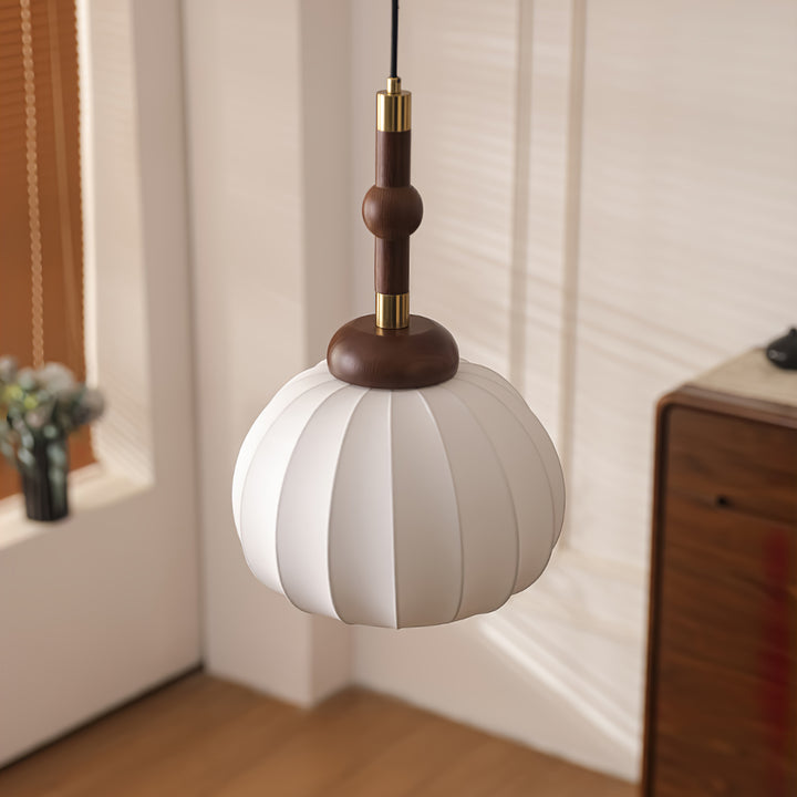 Silk Globe Pendant Lamp - Vakkerlight