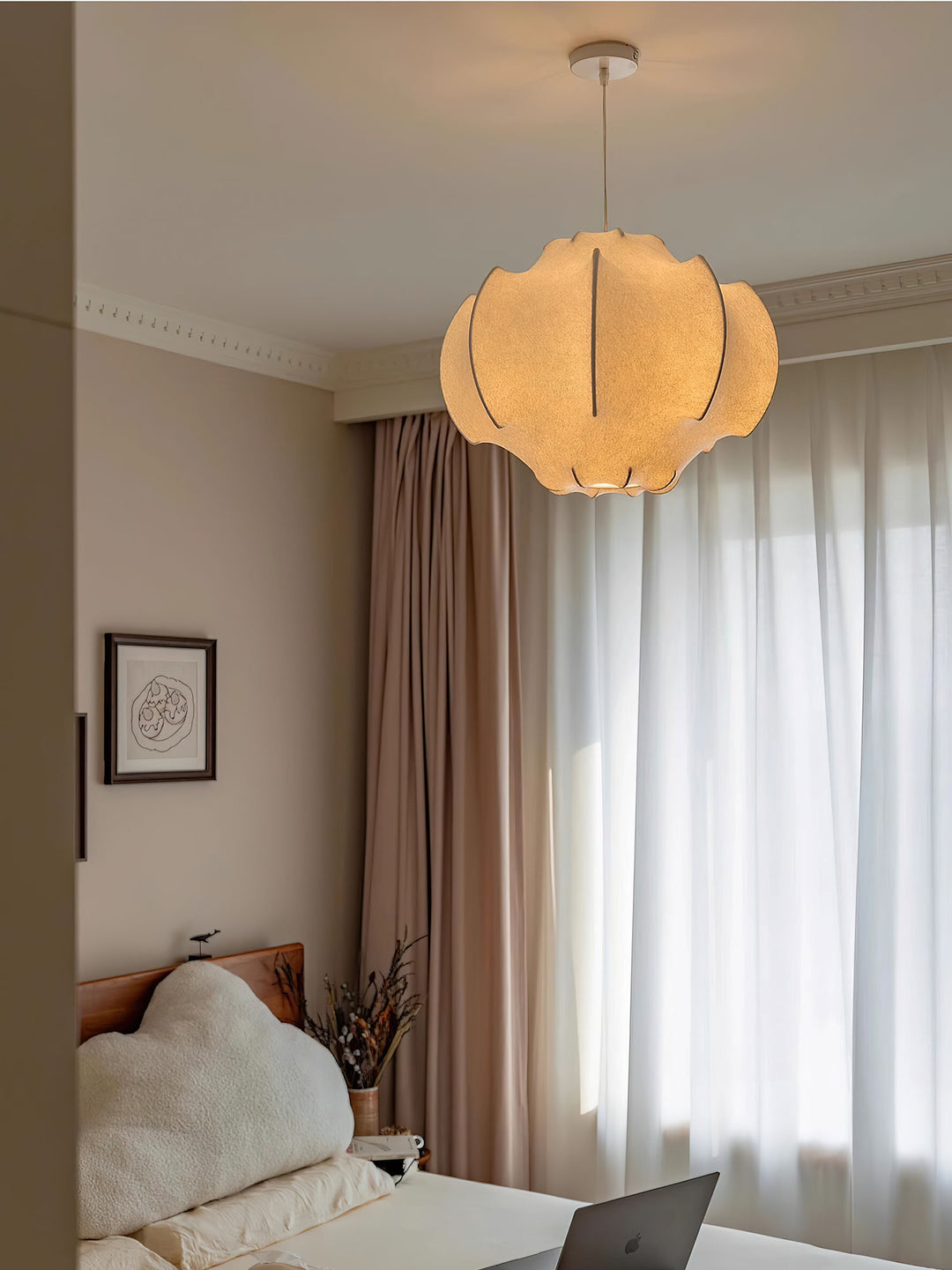 Silken Lotus Silk Pendant Lamp - Vakkerlight