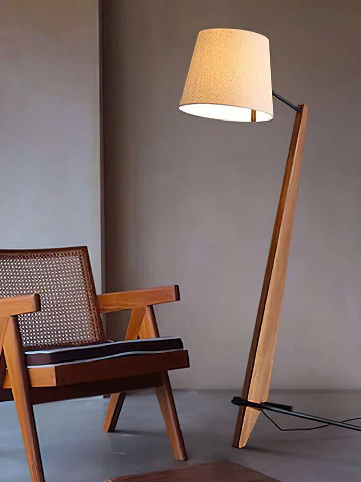 Silva Giant Floor Lamp - Vakkerlight