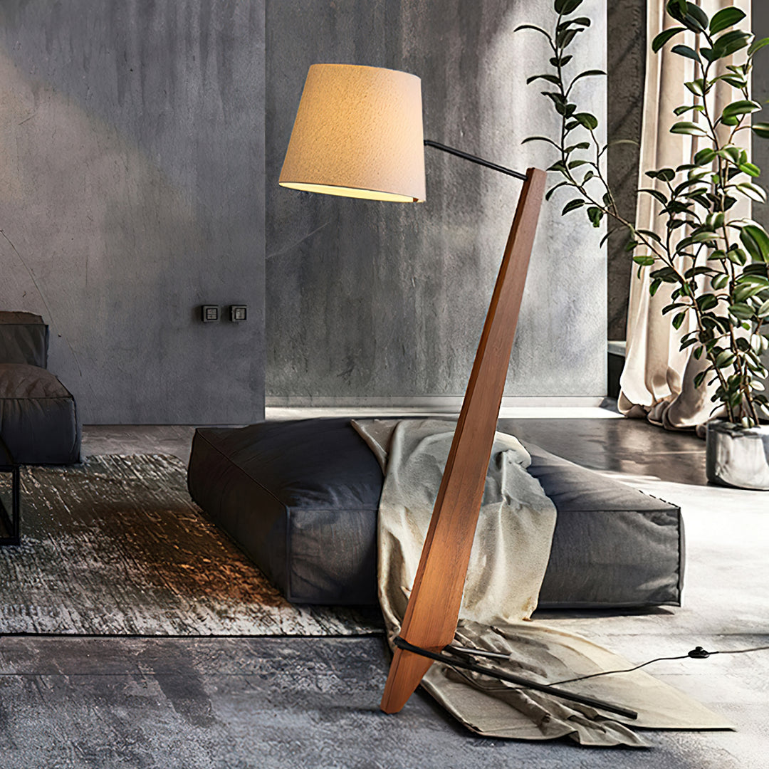 Silva Giant Floor Lamp - Vakkerlight