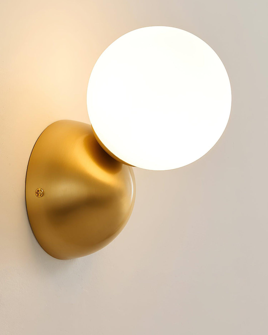 Single Globe Wall Light - Vakkerlight