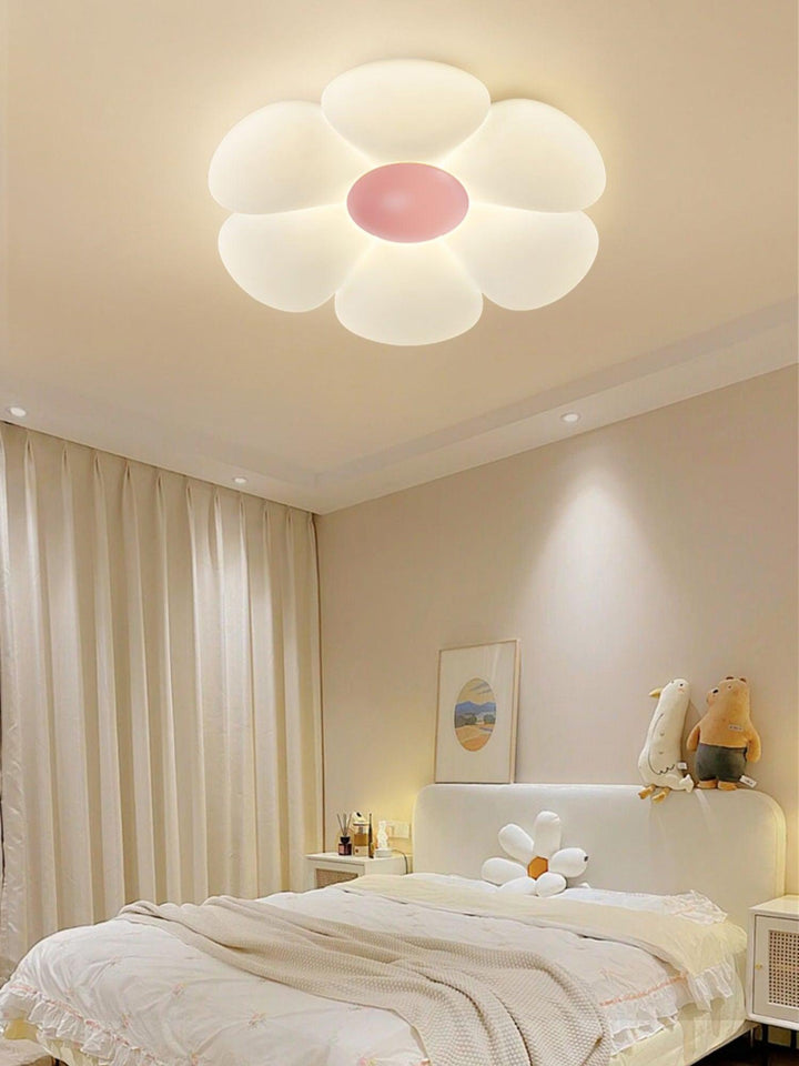 Six - leaf Flower Kids Room Ceiling Lamp - Vakkerlight