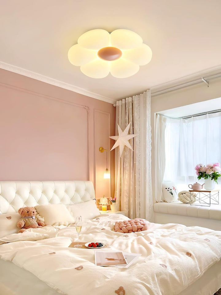 Six - leaf Flower Kids Room Ceiling Lamp - Vakkerlight