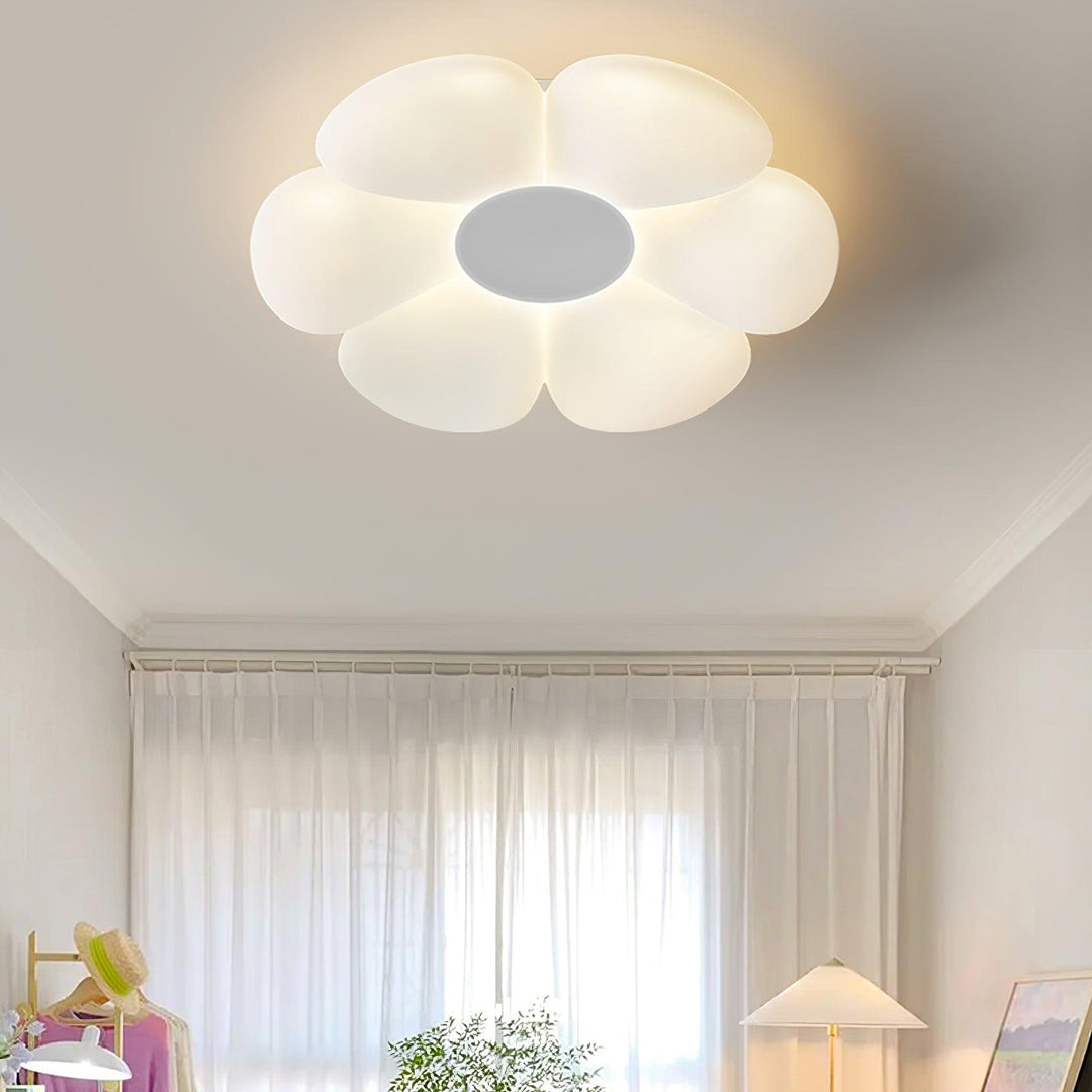 Six - leaf Flower Kids Room Ceiling Lamp - Vakkerlight