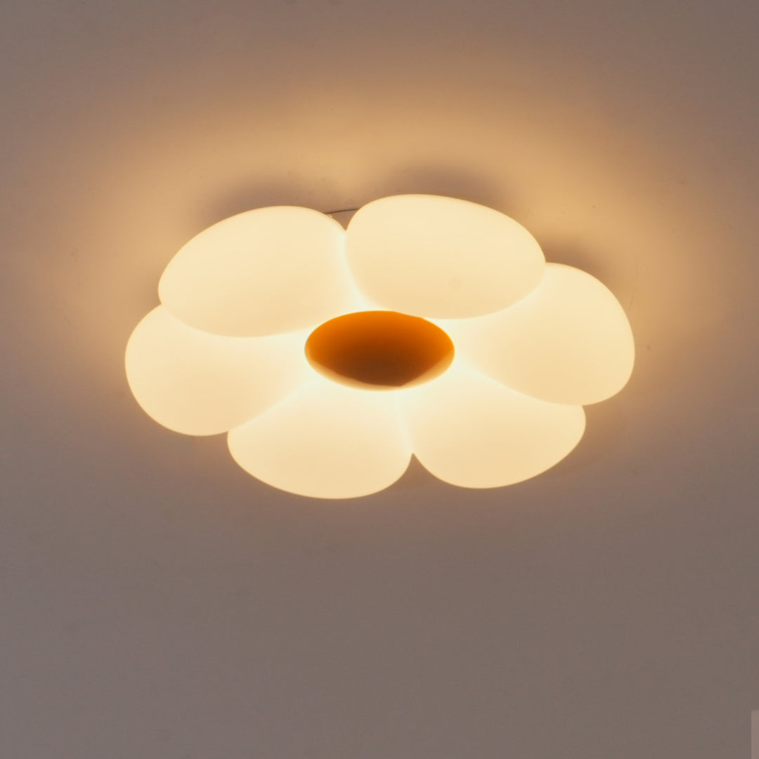 Six - leaf Flower Kids Room Ceiling Lamp - Vakkerlight