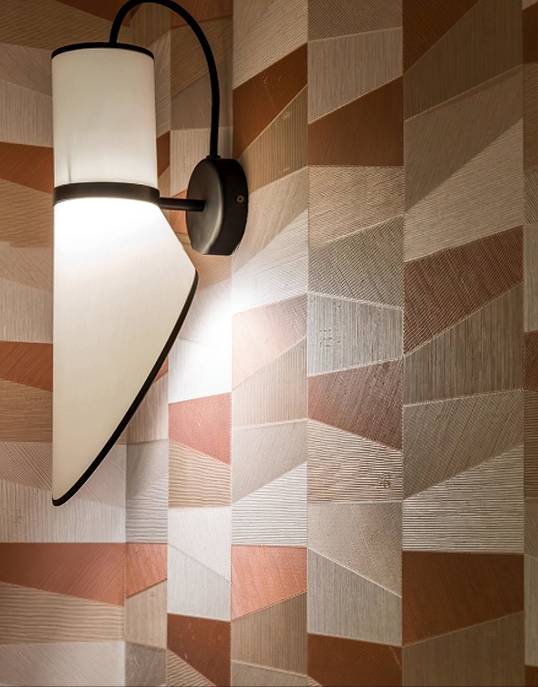 Sketch Line Wall Sconce - Vakkerlight