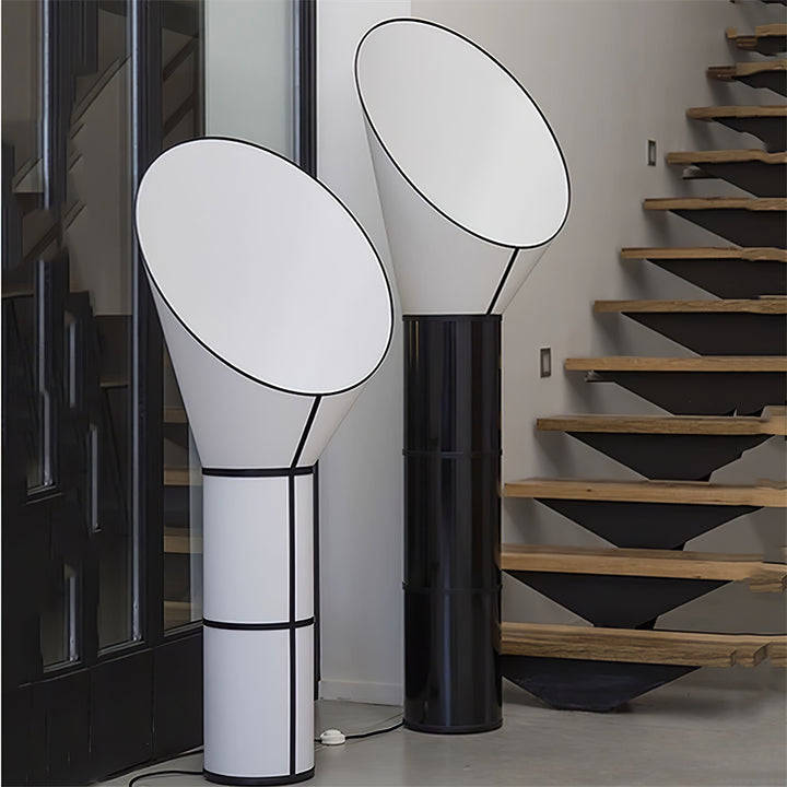 Sketch Line Floor Lamp - Vakkerlight