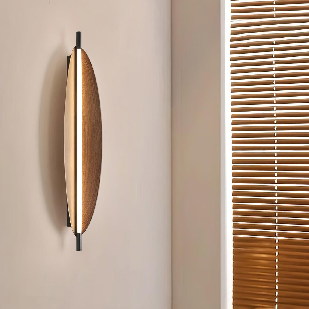 Sleek Board Sconce - Vakkerlight