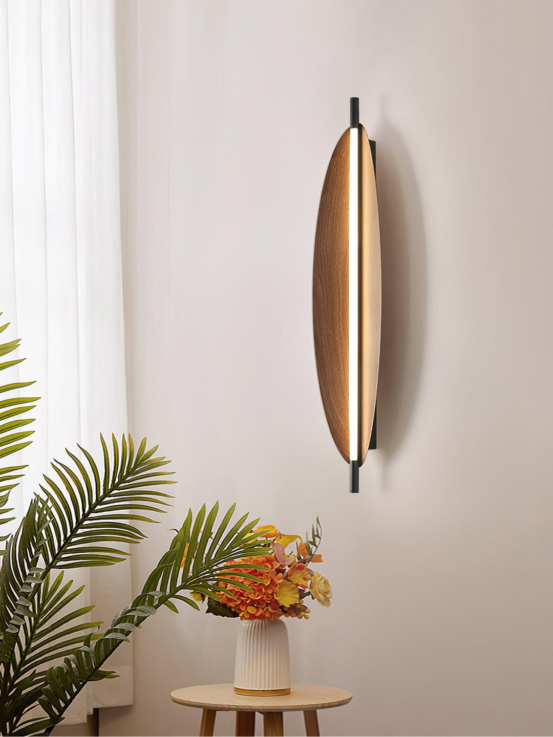 Sleek Board Sconce - Vakkerlight