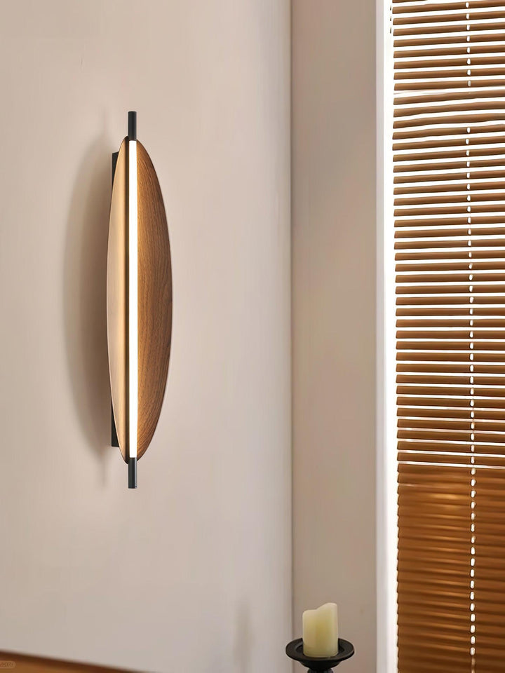 Sleek Board Sconce - Vakkerlight