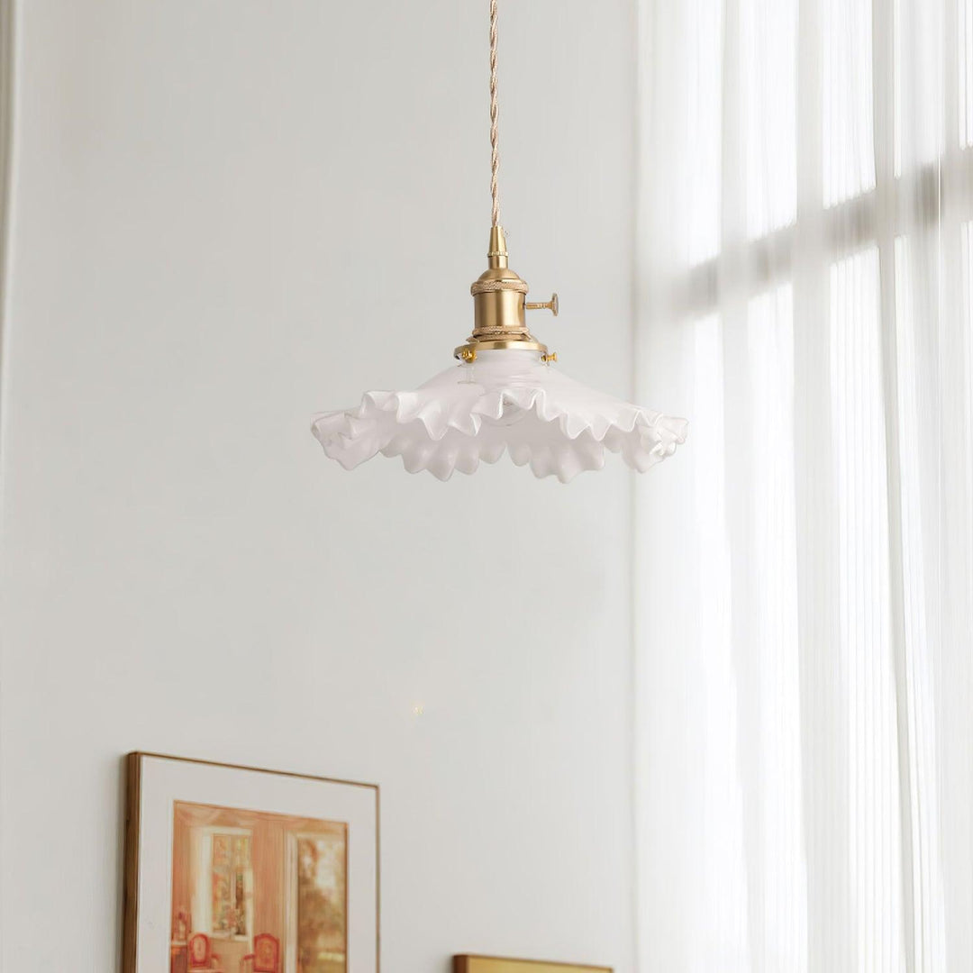 Small Floral Pendant Lamp - Vakkerlight