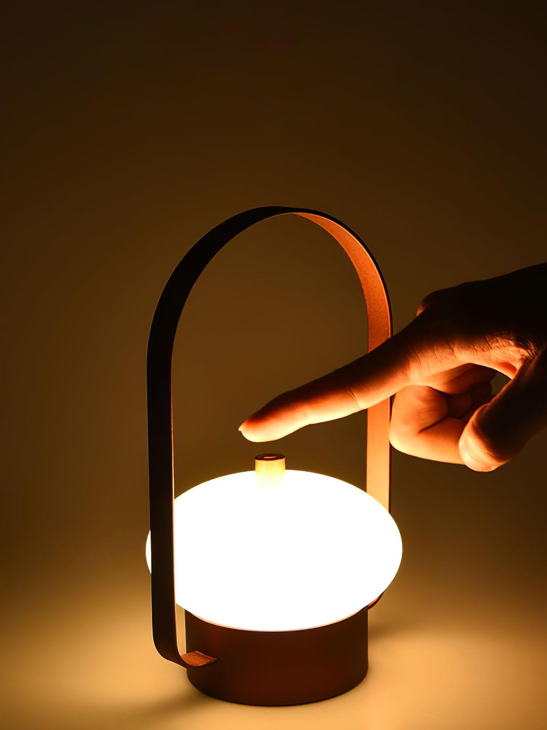 Soft Spot Portable Built-in Battery Table Lamp - Vakkerlight