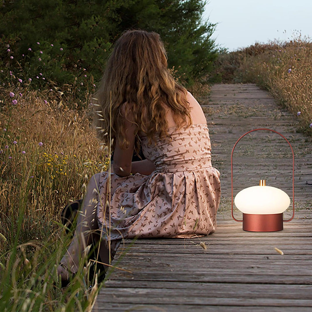 Soft Spot Portable Built-in Battery Table Lamp - Vakkerlight