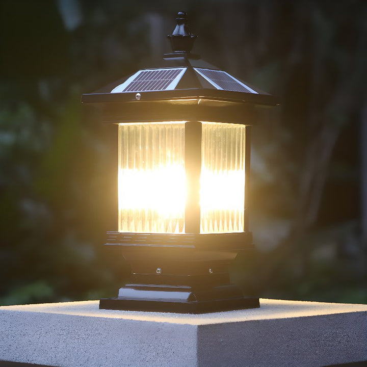 Solar Classic Lantern Solar Outdoor Light - Vakkerlight