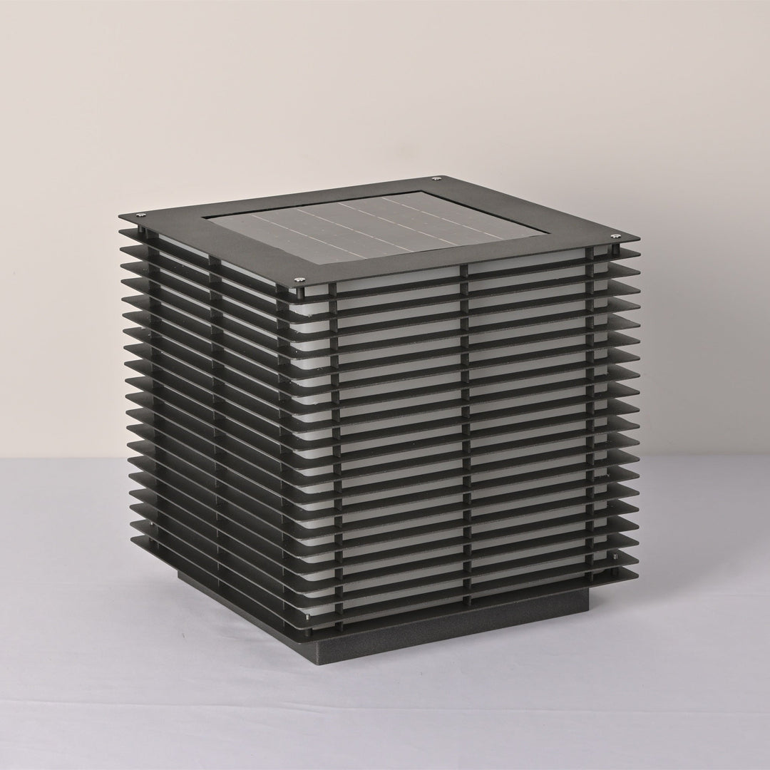 Solar Grid Outdoor Light - Vakkerlight