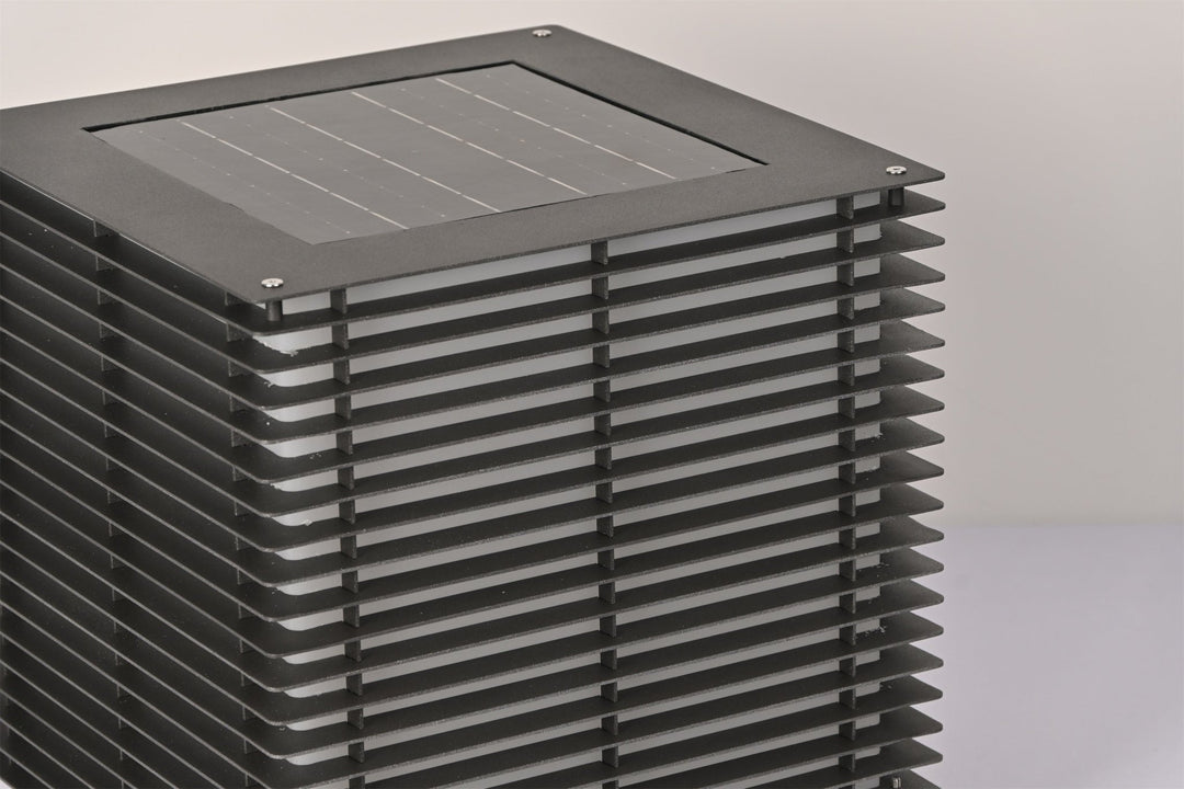 Solar Grid Outdoor Light - Vakkerlight