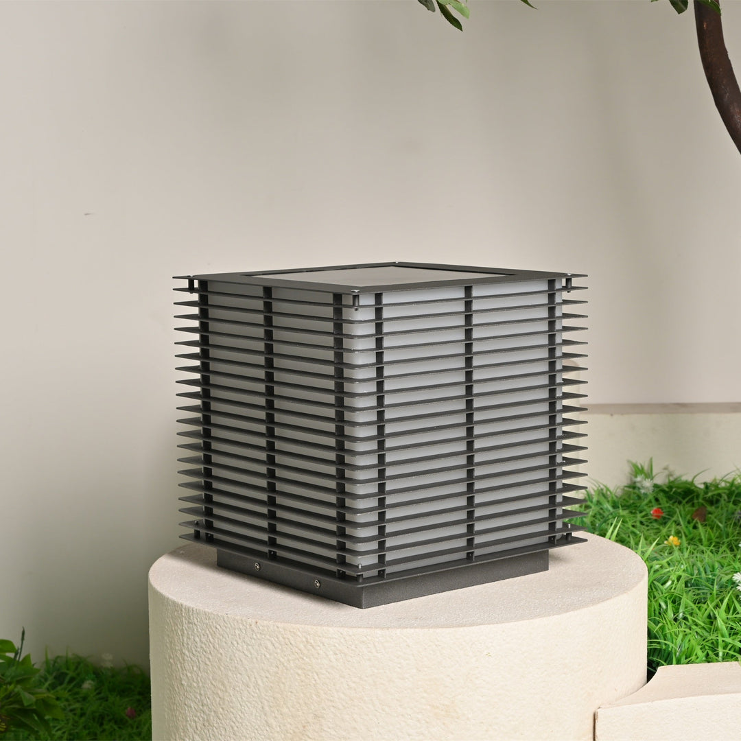 Solar Grid Outdoor Light - Vakkerlight