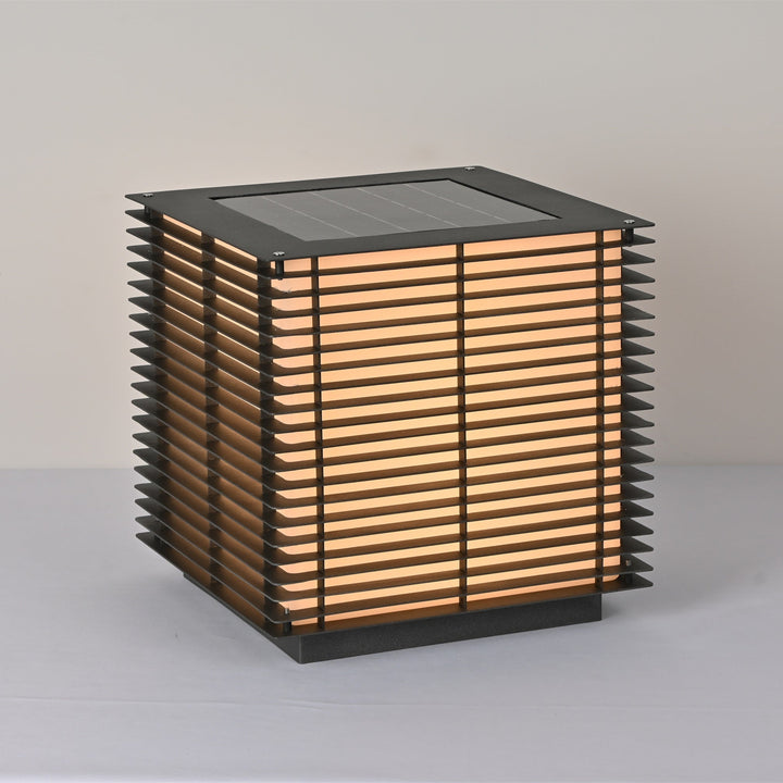 Solar Grid Outdoor Light - Vakkerlight