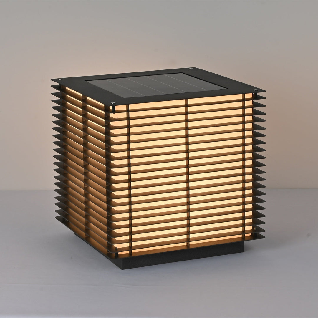 Solar Grid Outdoor Light - Vakkerlight