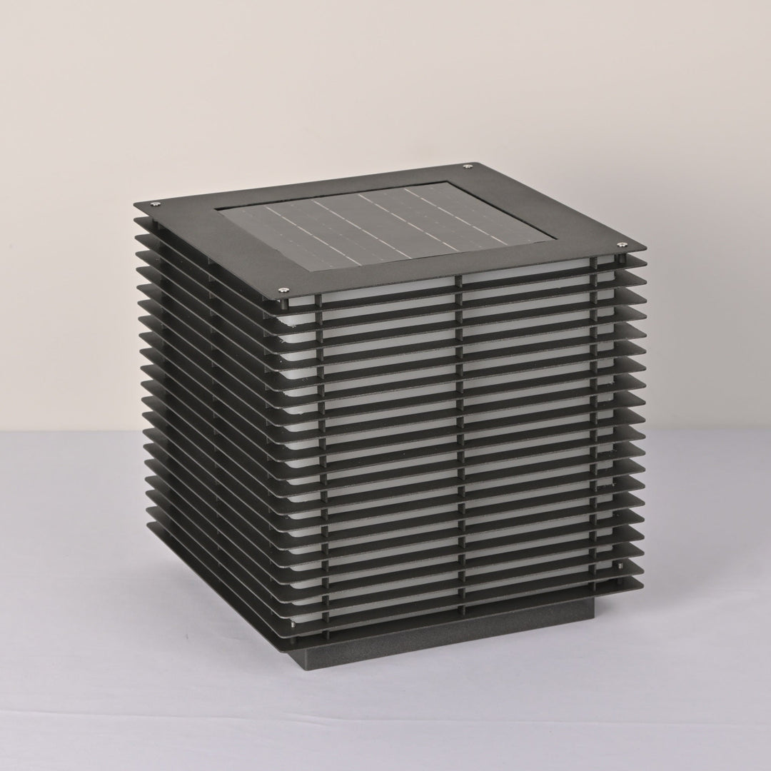 Solar Grid Outdoor Light - Vakkerlight