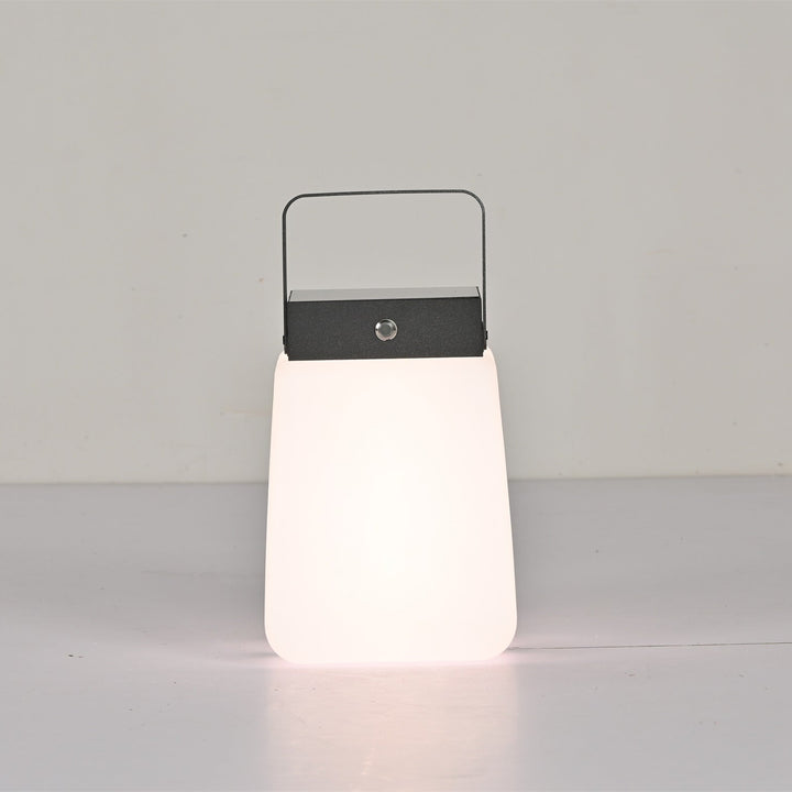 Solara Edge Lantern Outdoor Lamp - Vakkerlight