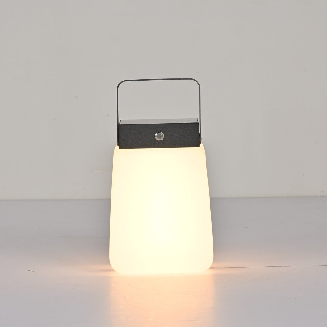 Solara Edge Lantern Outdoor Lamp - Vakkerlight