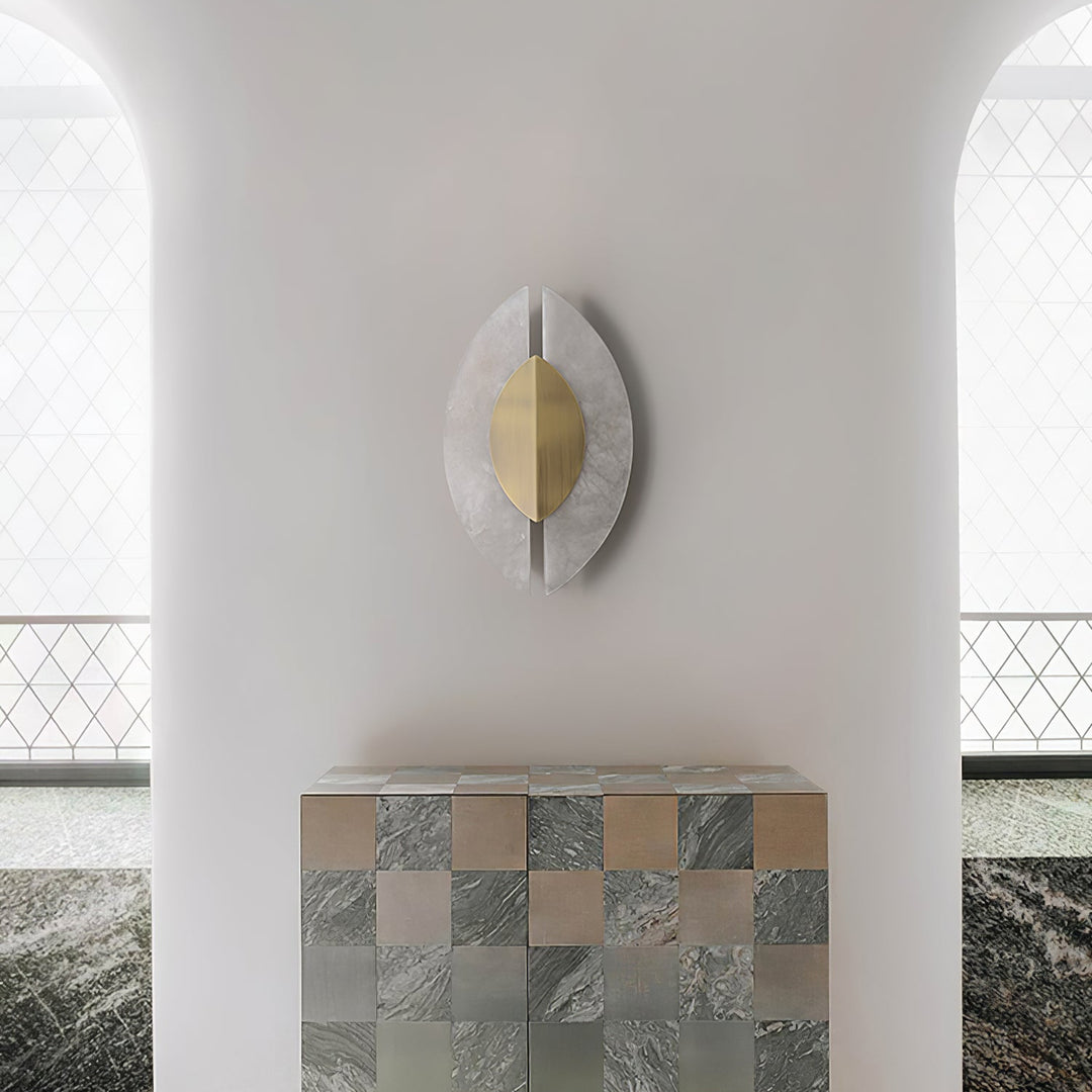 Solari Alabaster Leaf Sconce - Vakkerlight