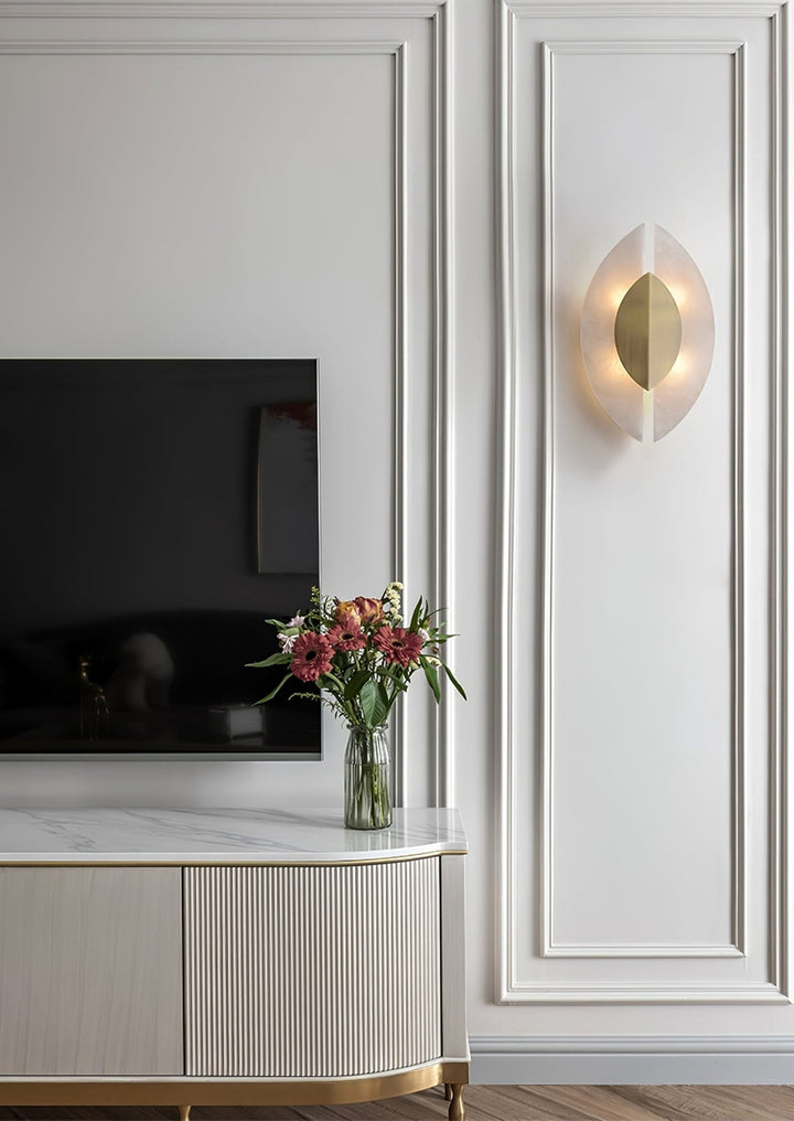 Solari Alabaster Leaf Sconce - Vakkerlight