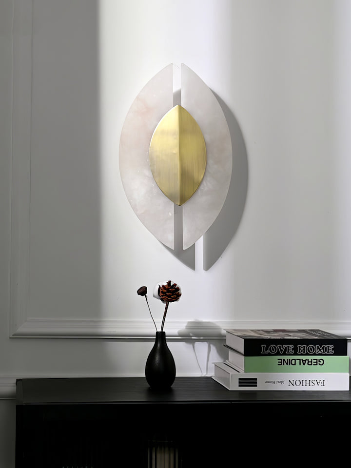 Solari Alabaster Leaf Sconce - Vakkerlight