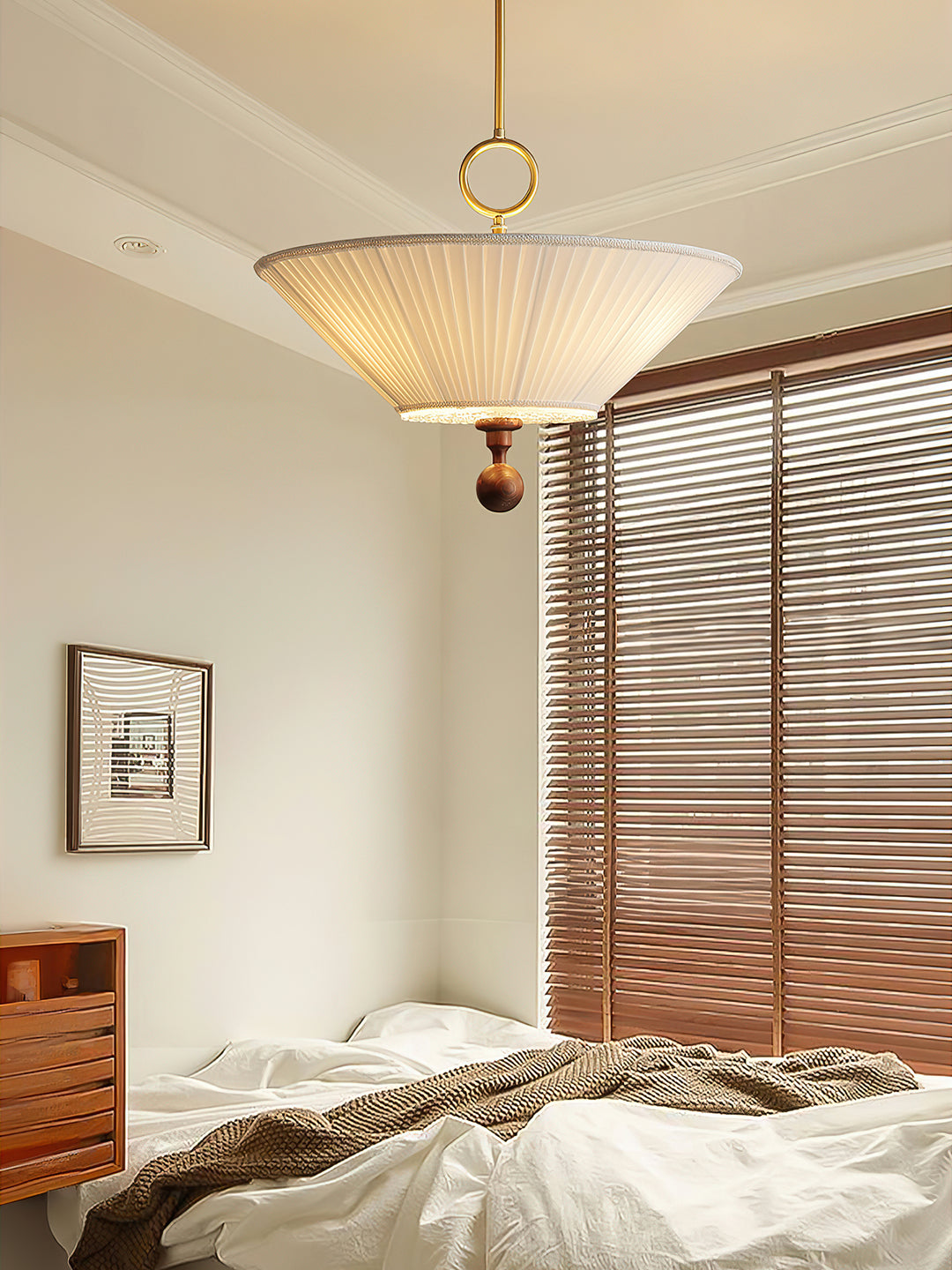 Solaria Pleated Pendant Light - Vakkerlight