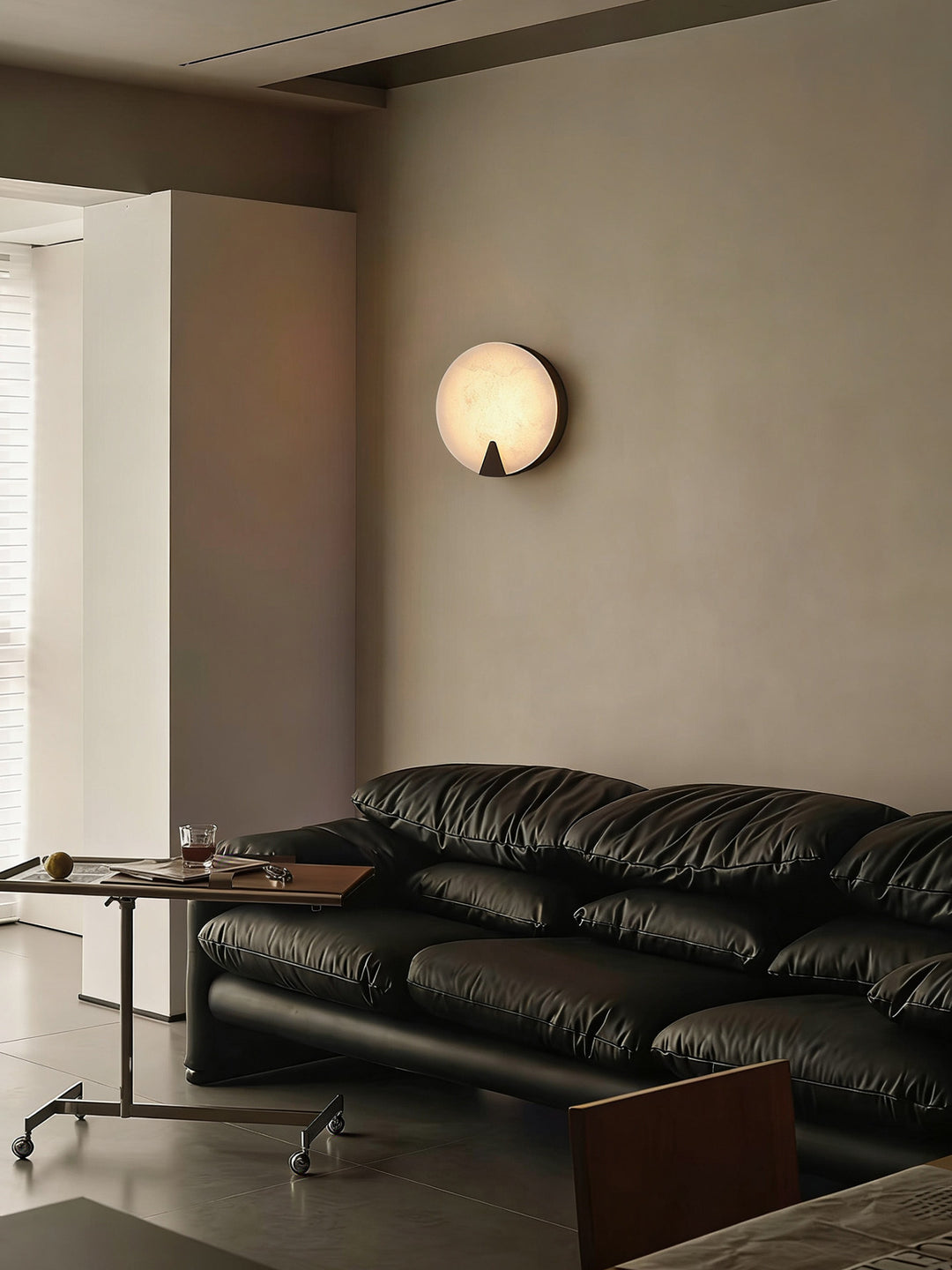 Solaris Halo Alabaster Wall Light - Vakkerlight